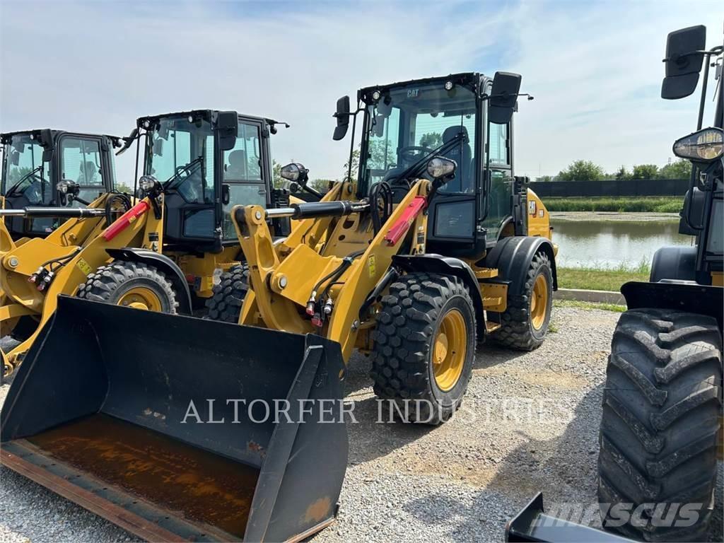 CAT 908-14 Kolové nakladače