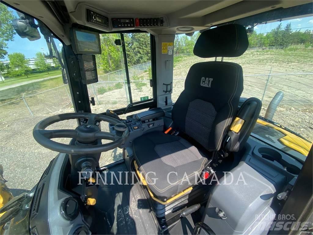 CAT 908-14 Kolové nakladače