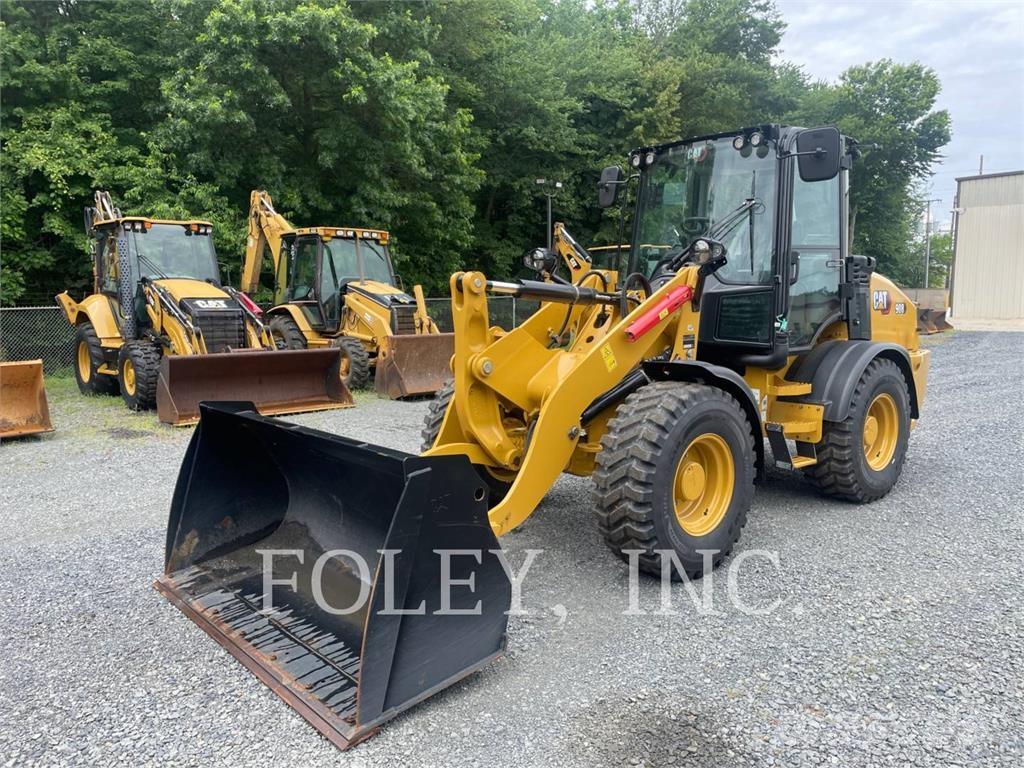 CAT 908-14 Kolové nakladače