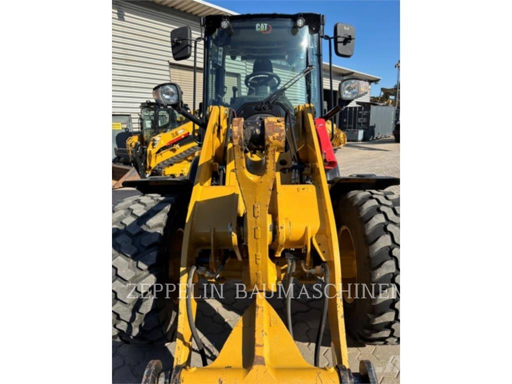 CAT 908-14 Kolové nakladače