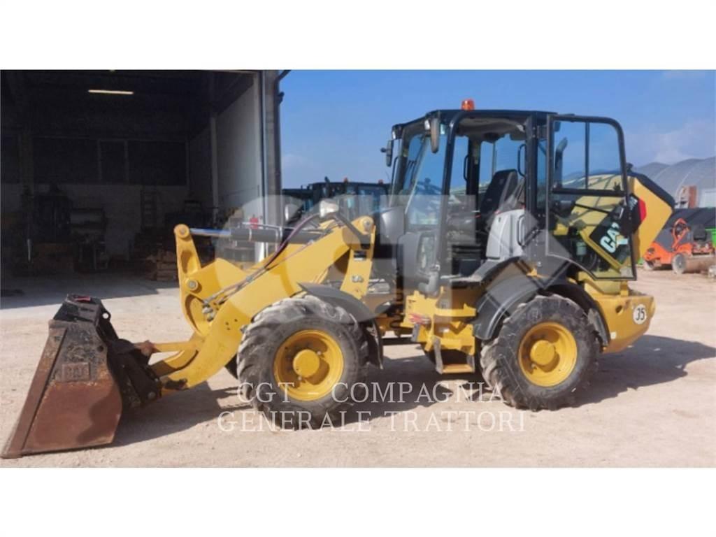 CAT 908 M Kolové nakladače