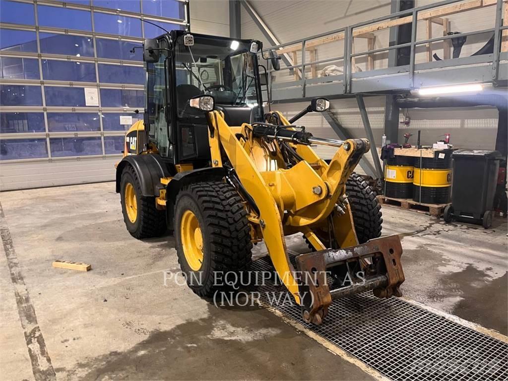 CAT 908H2 Kolové nakladače