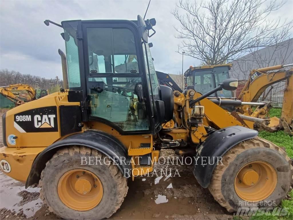 CAT 908M Kolové nakladače