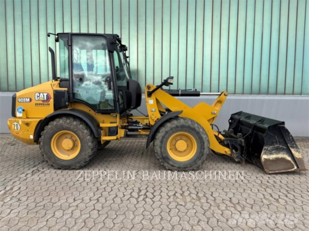 CAT 908M Kolové nakladače