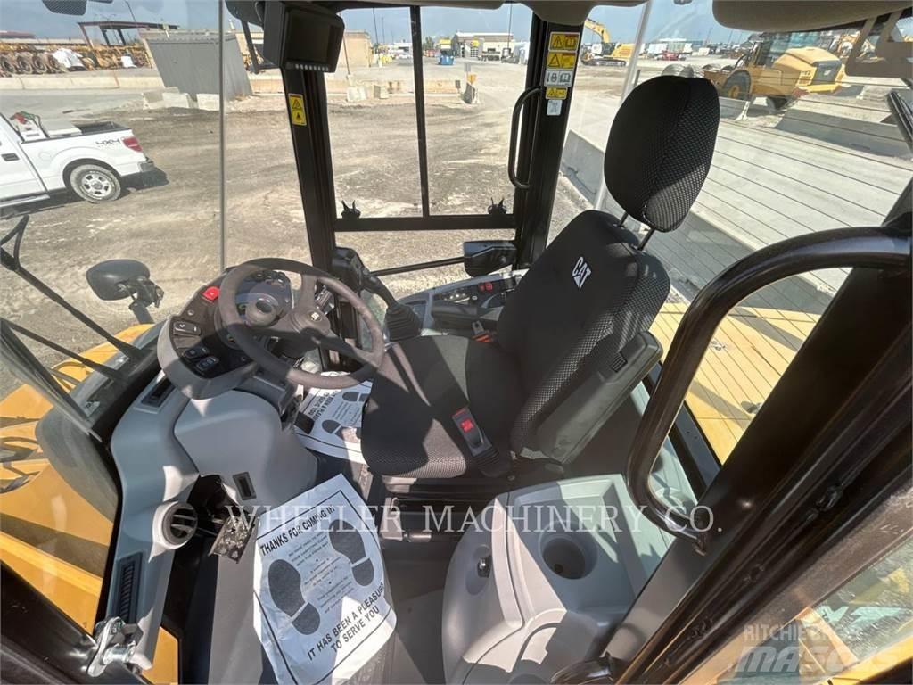 CAT 910 Kolové nakladače