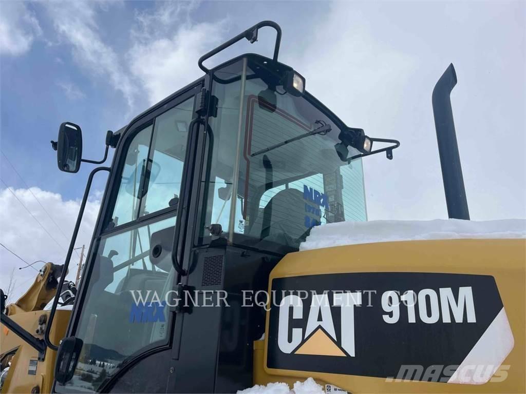 CAT 910M HL Kolové nakladače