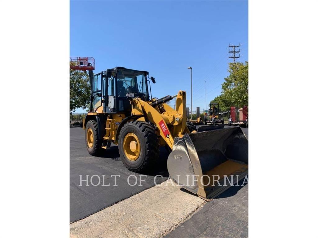 CAT 914 Kolové nakladače