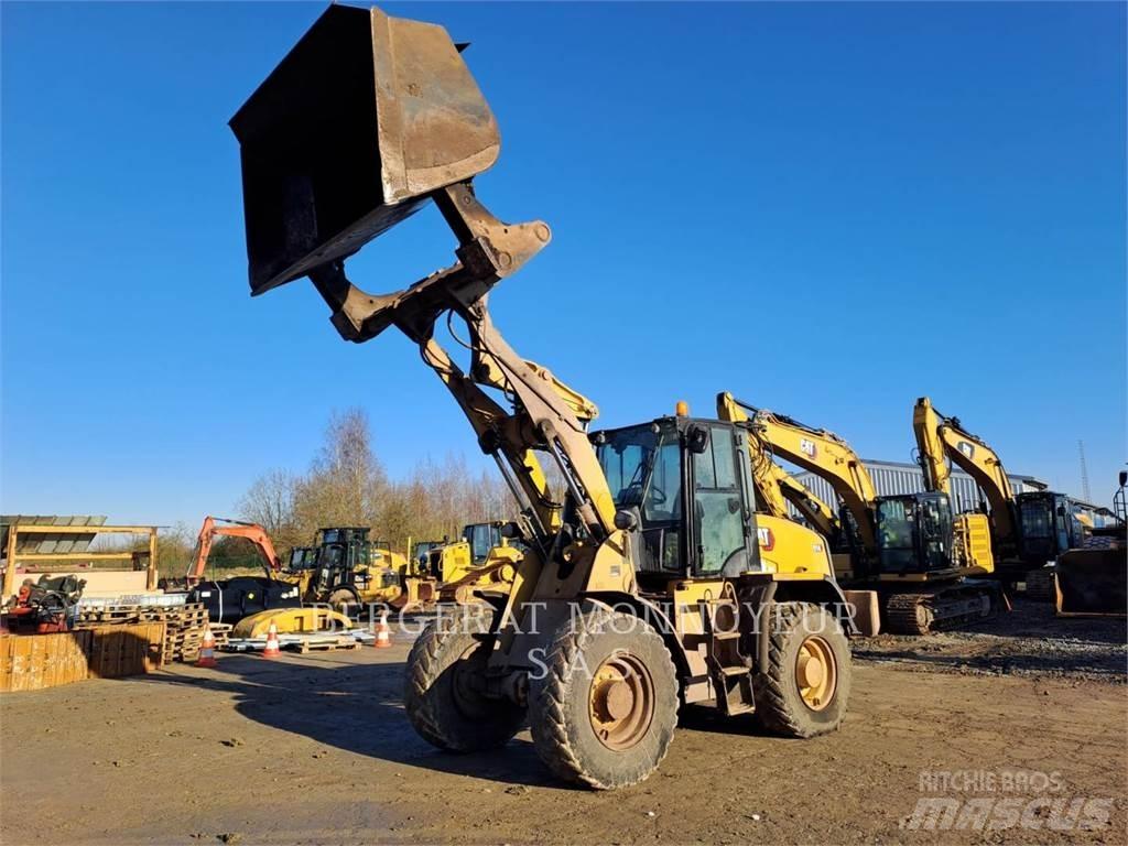 CAT 914 Kolové nakladače