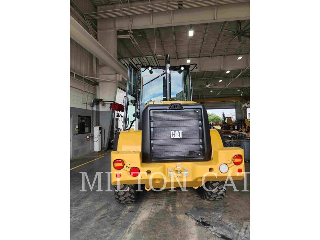 CAT 914 Kolové nakladače