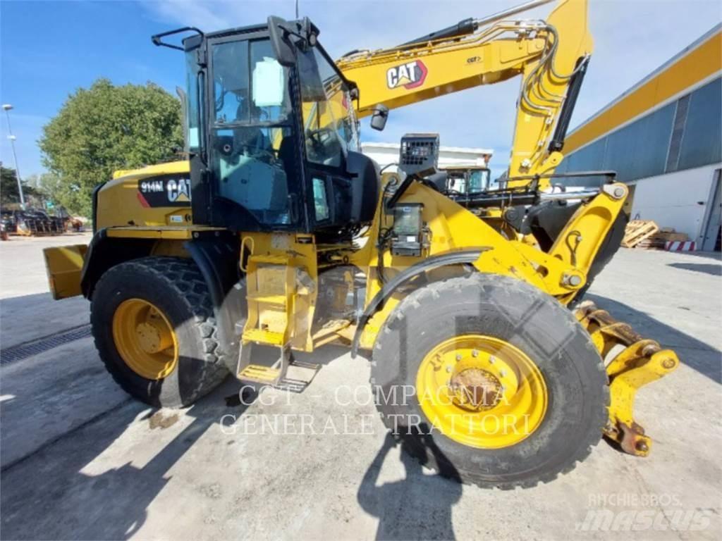 CAT 914M Kolové nakladače