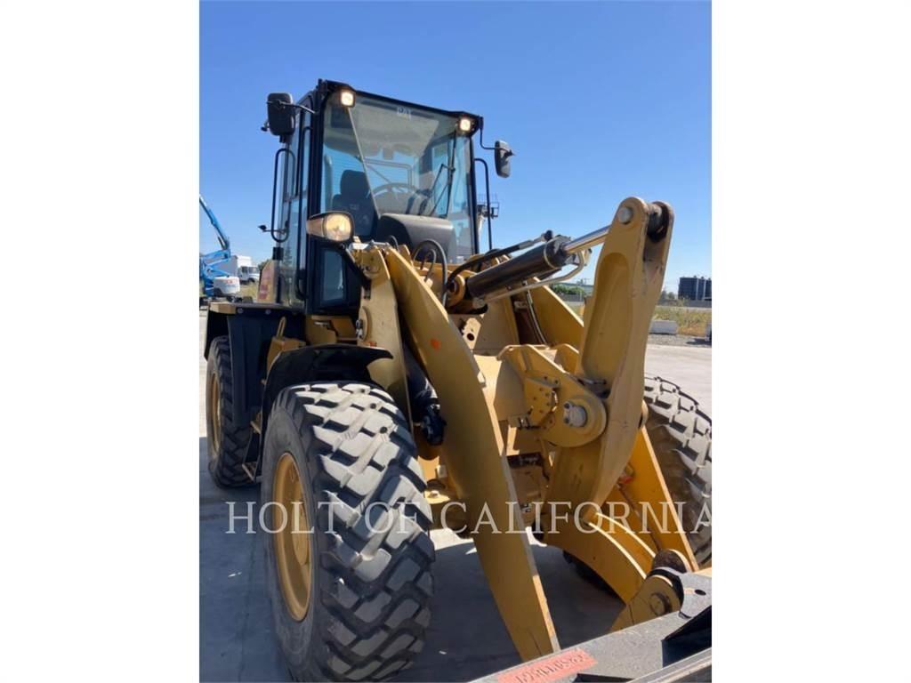 CAT 918 Kolové nakladače
