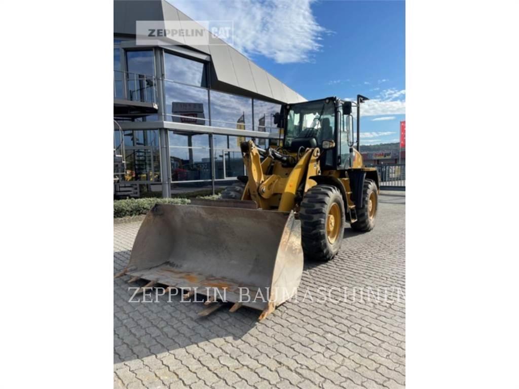 CAT 918M Kolové nakladače