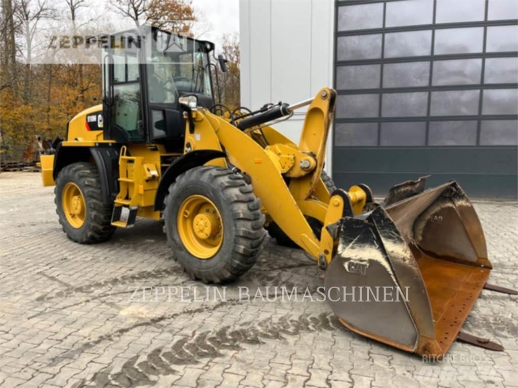 CAT 918M Kolové nakladače