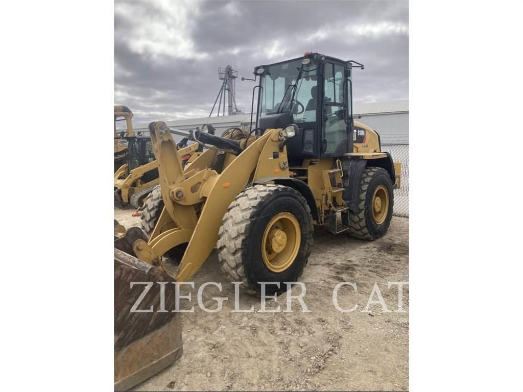CAT 918M Kolové nakladače