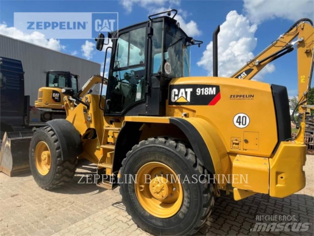 CAT 918M Kolové nakladače