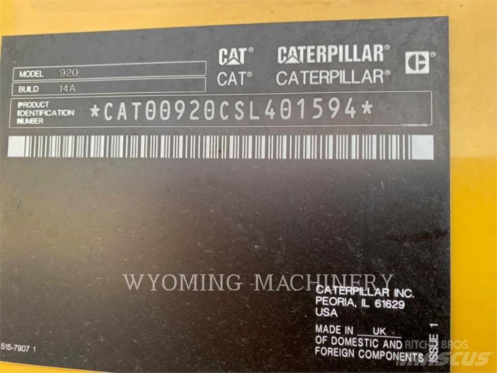 CAT 920 Kolové nakladače