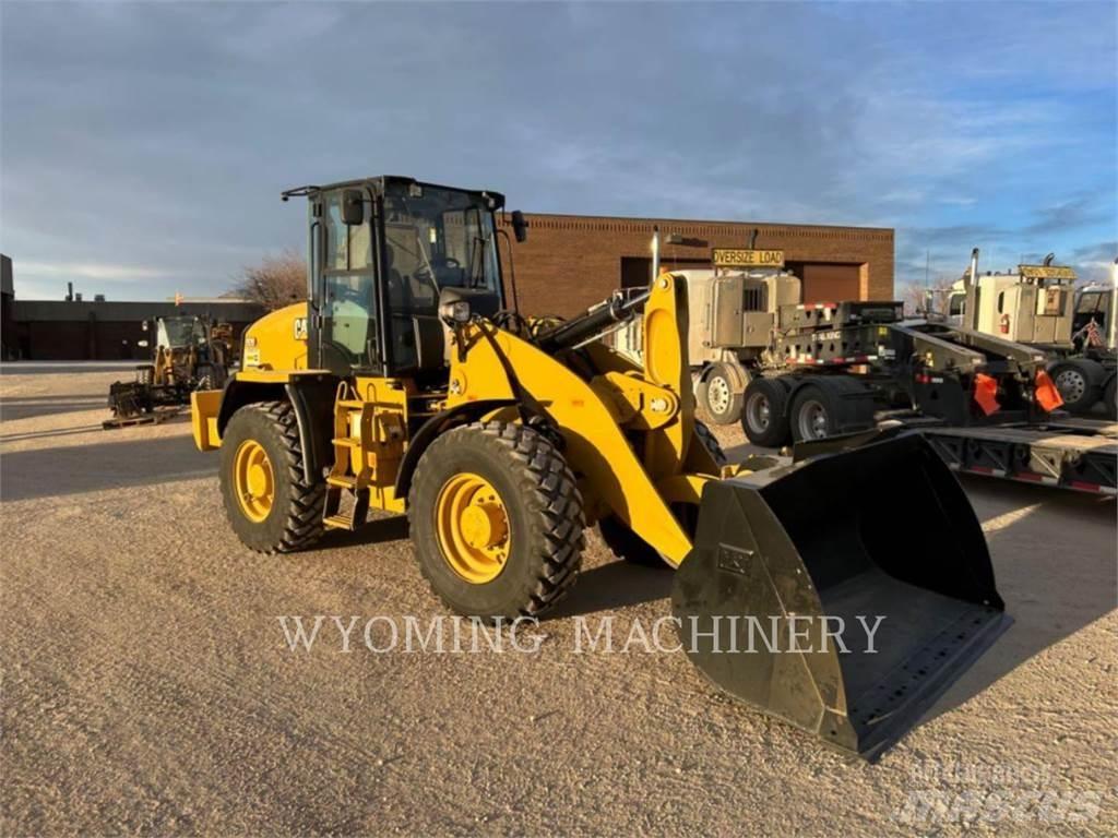 CAT 920 Kolové nakladače
