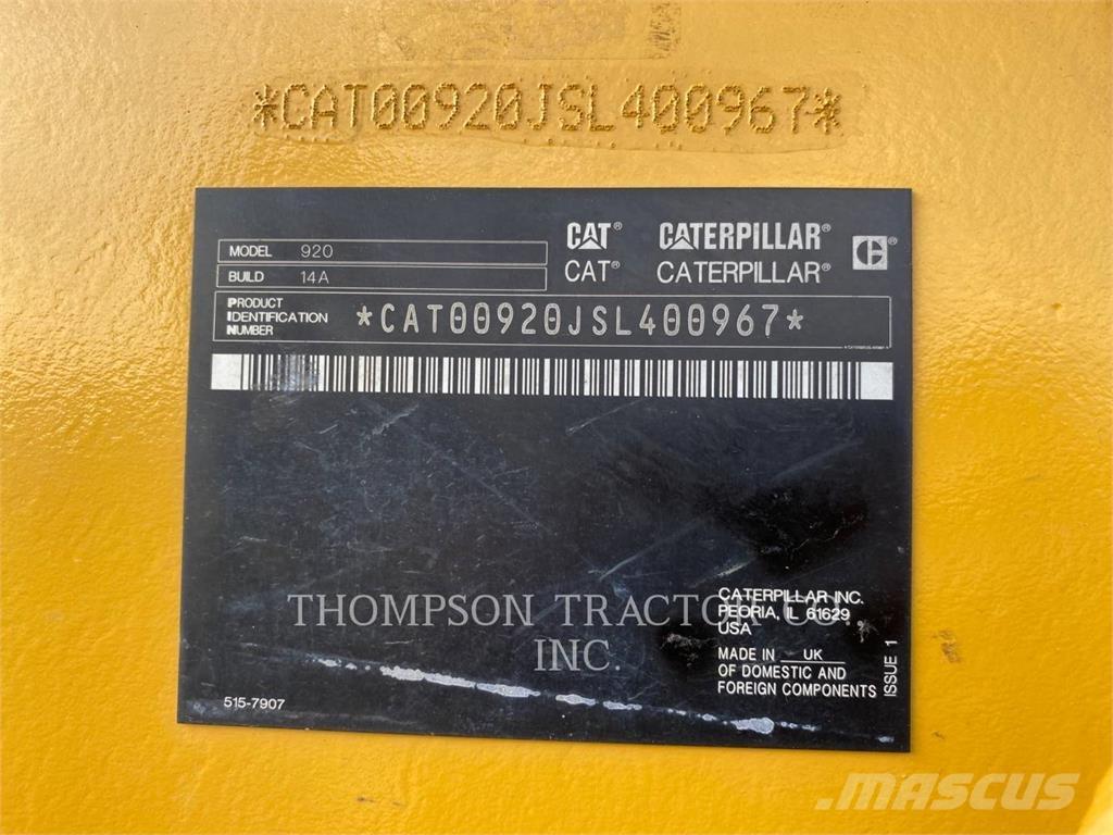 CAT 920 Kolové nakladače