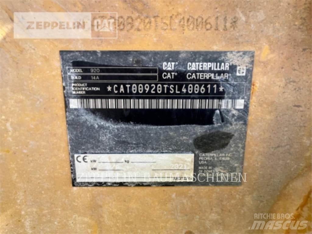 CAT 920-14A Kolové nakladače