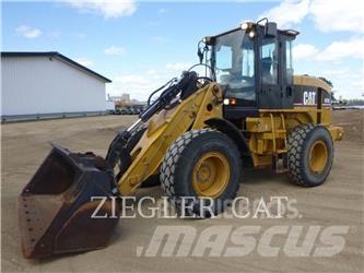CAT 924G Kolové nakladače