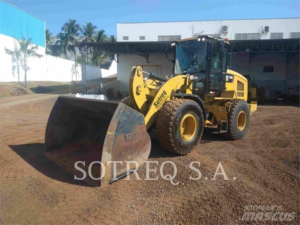 CAT 924K Kolové nakladače