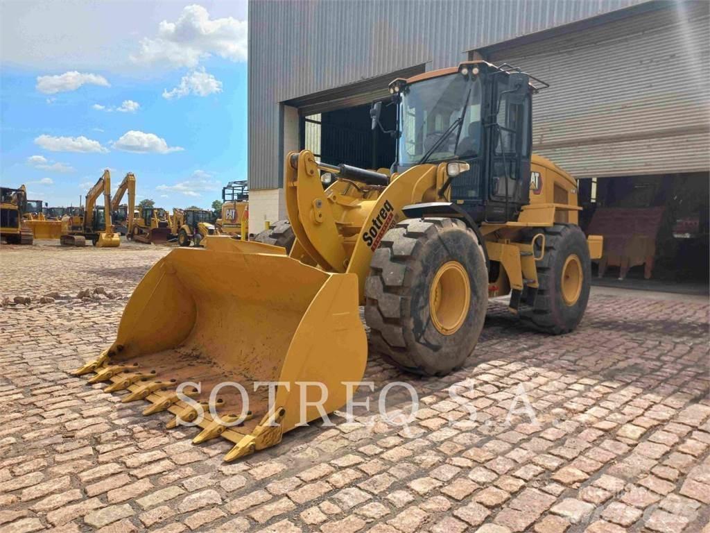 CAT 924K Kolové nakladače