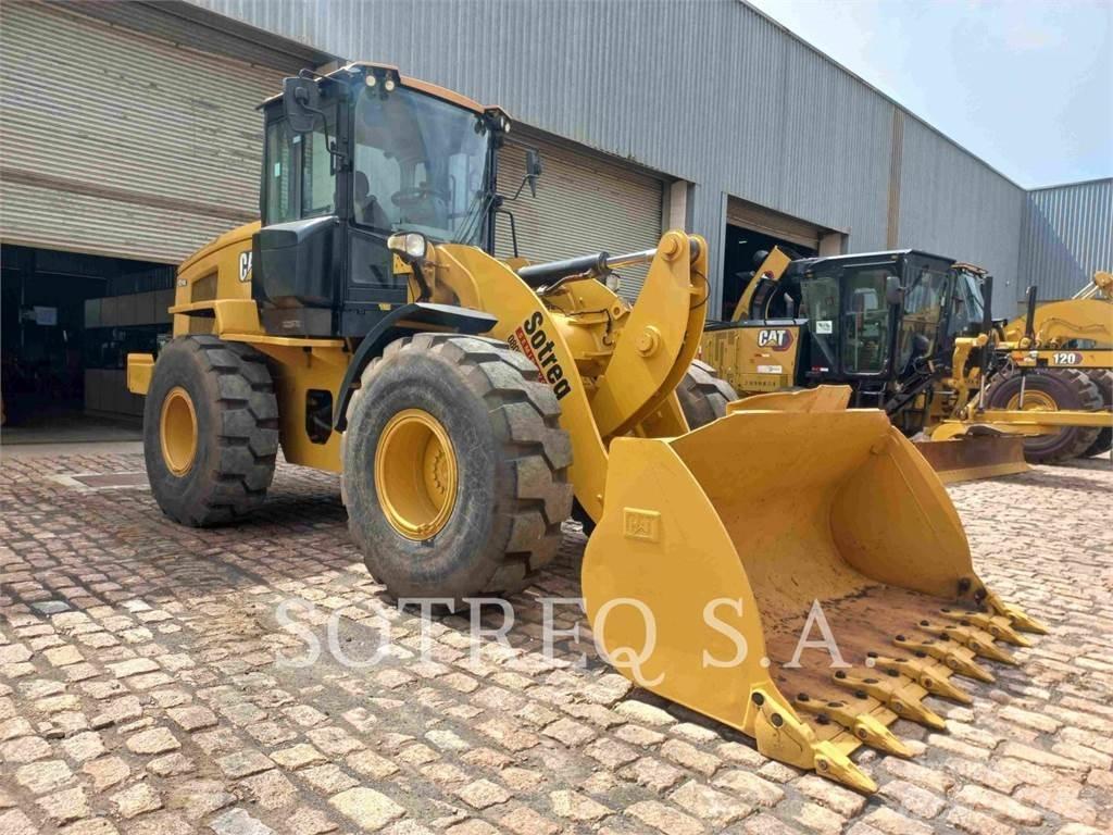 CAT 924K Kolové nakladače