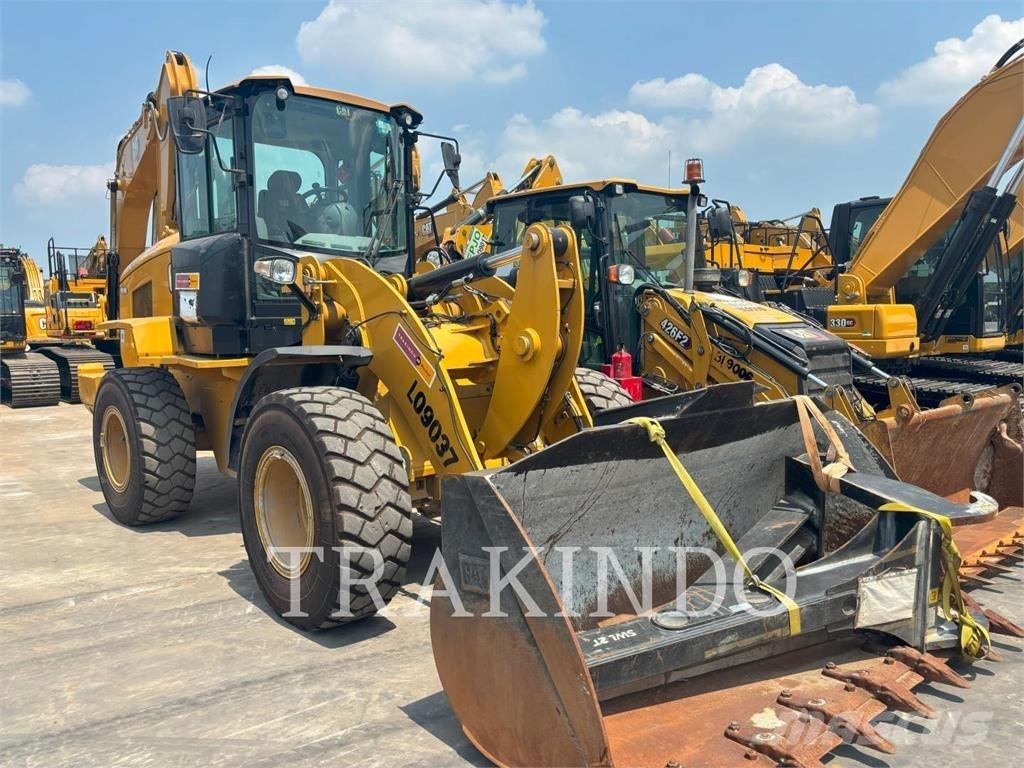 CAT 924K Kolové nakladače
