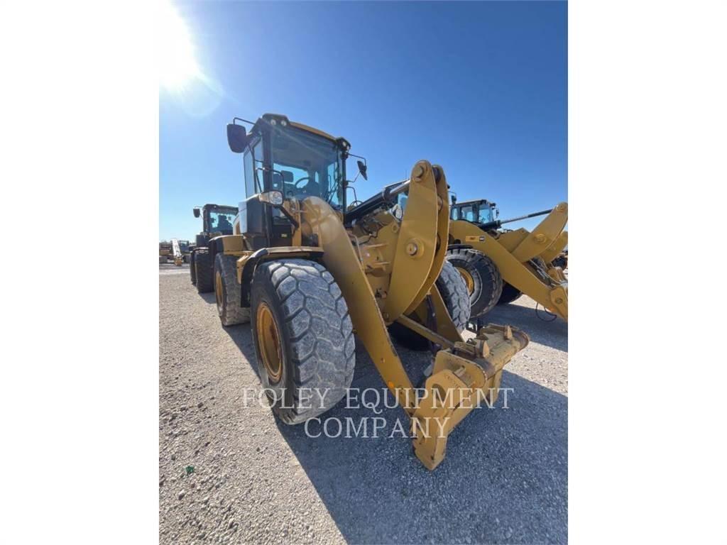 CAT 926M Kolové nakladače