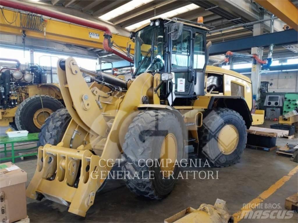 CAT 926M Kolové nakladače