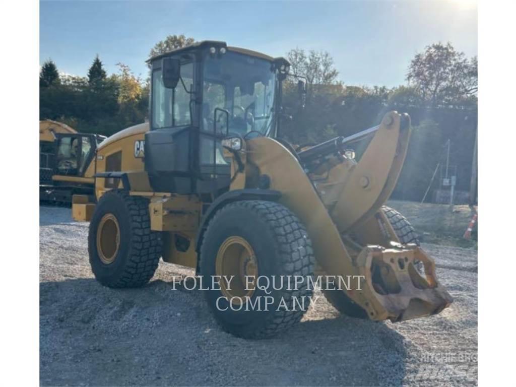 CAT 926M Kolové nakladače
