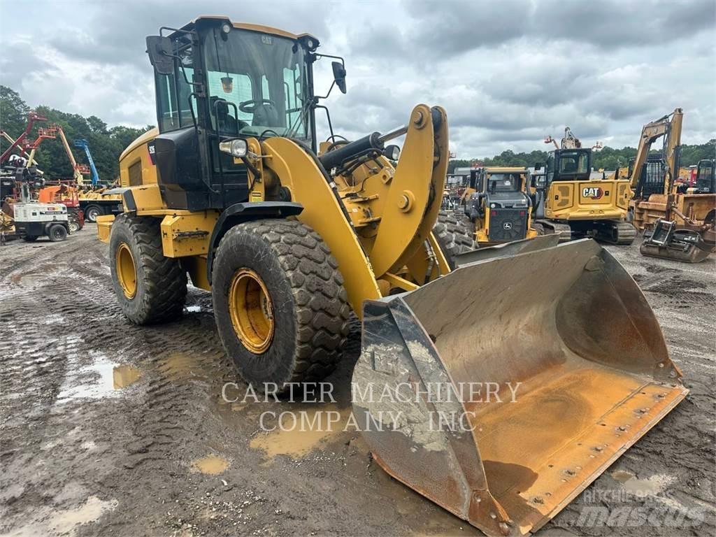 CAT 926M Kolové nakladače