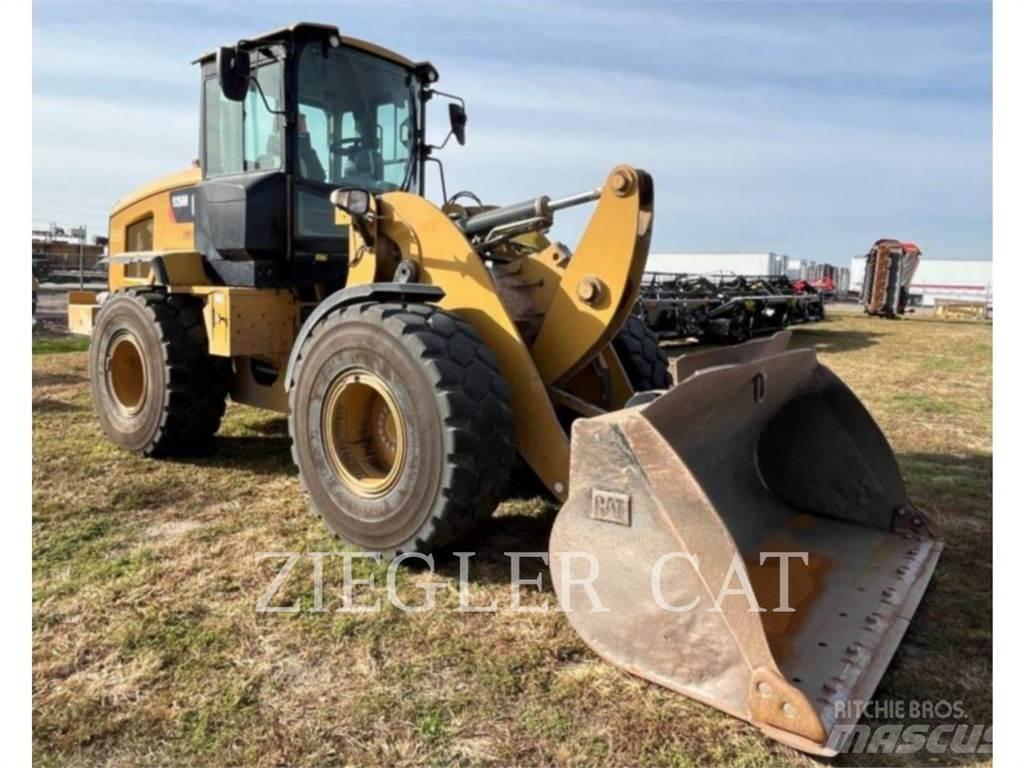 CAT 926M Kolové nakladače