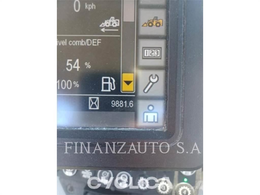 CAT 926M Kolové nakladače