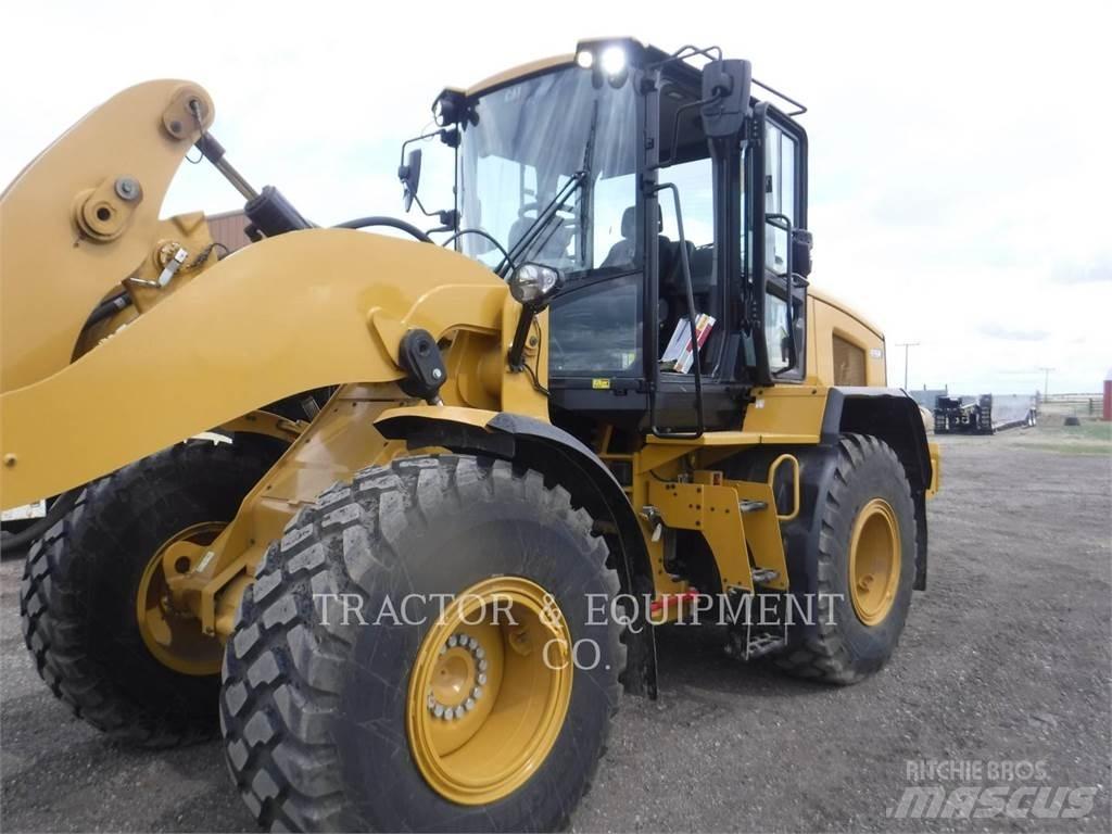 CAT 926M Kolové nakladače