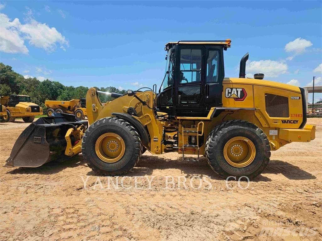 CAT 926M Kolové nakladače