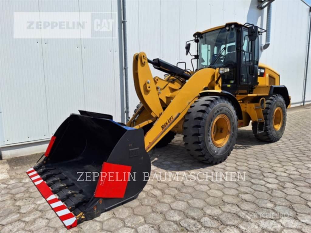 CAT 926M Kolové nakladače