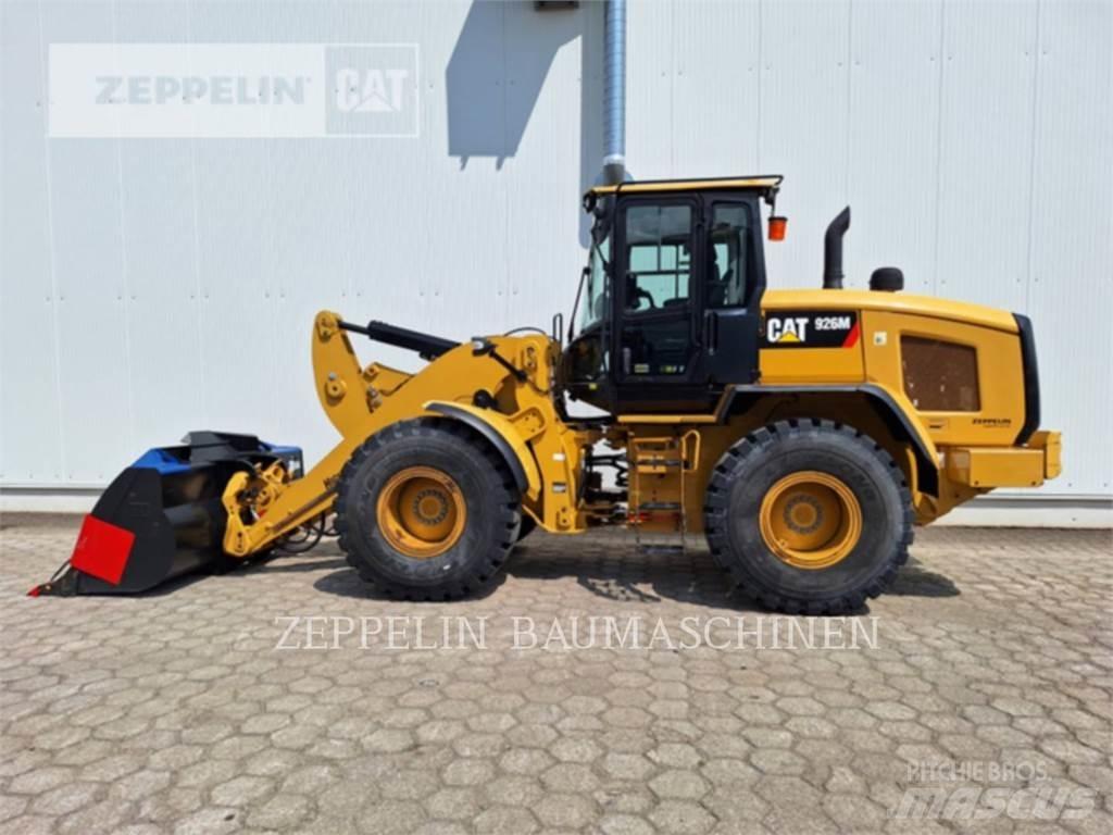 CAT 926M Kolové nakladače