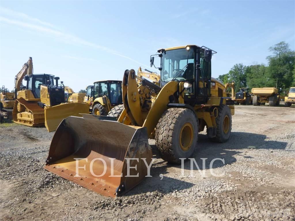 CAT 926M Kolové nakladače