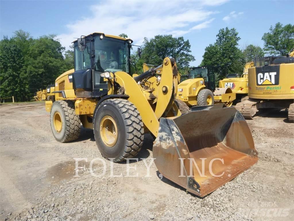CAT 926M Kolové nakladače