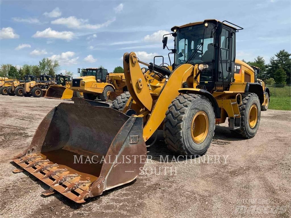 CAT 926M Kolové nakladače
