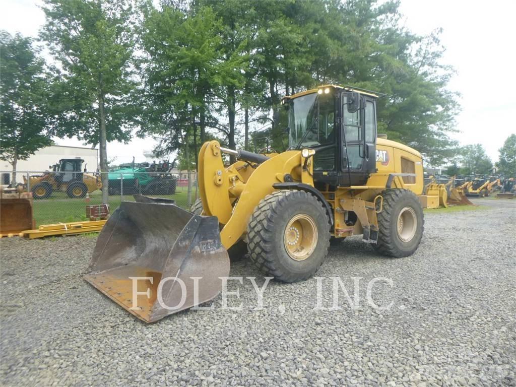 CAT 926M Kolové nakladače