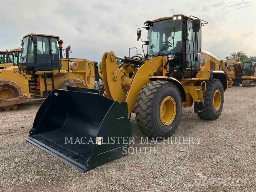 CAT 926M Kolové nakladače
