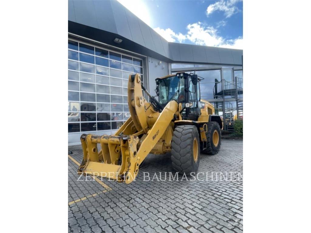 CAT 926M Kolové nakladače