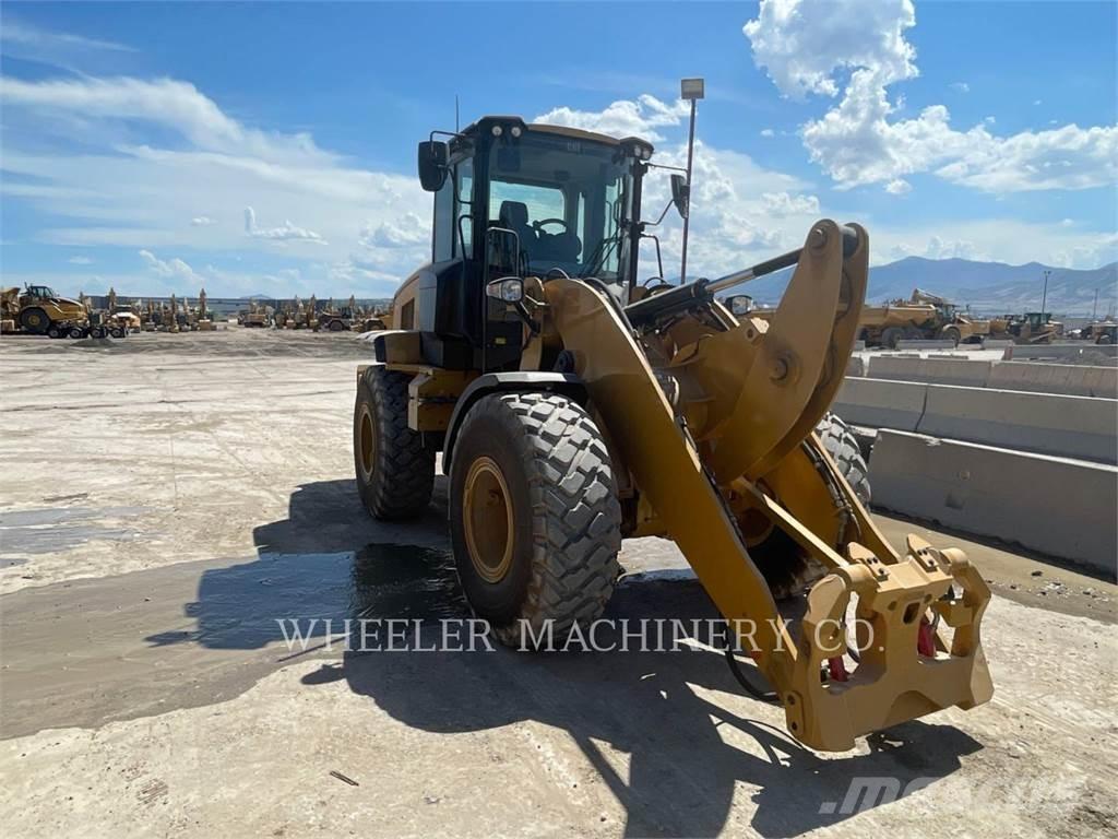 CAT 926M HL QC Kolové nakladače