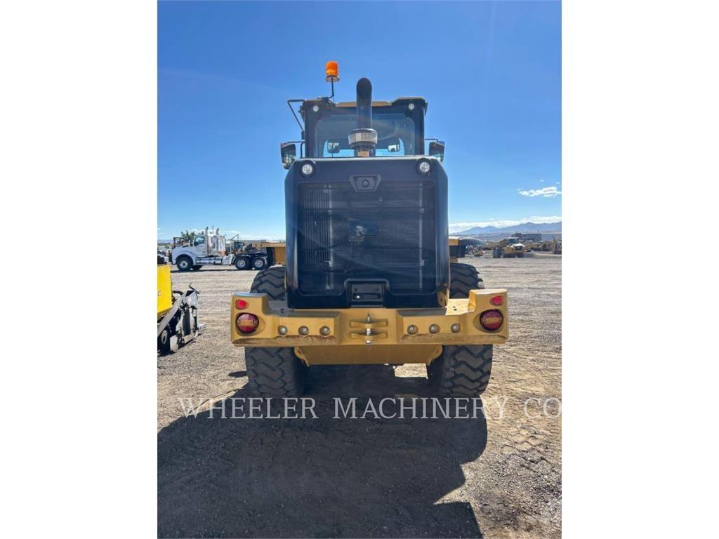 CAT 926M QC 3V Kolové nakladače