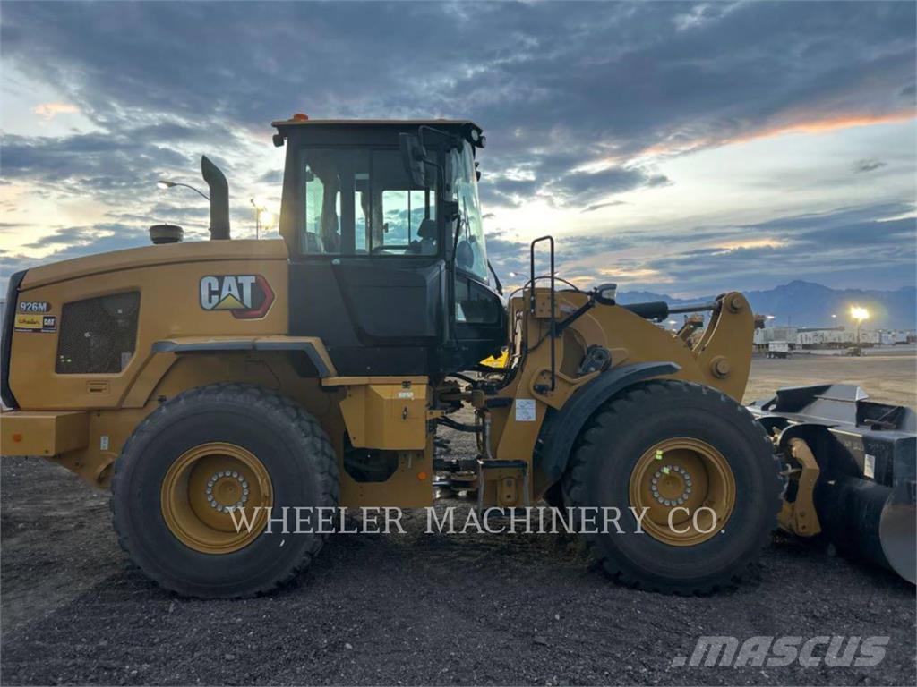 CAT 926M QC 3V Kolové nakladače