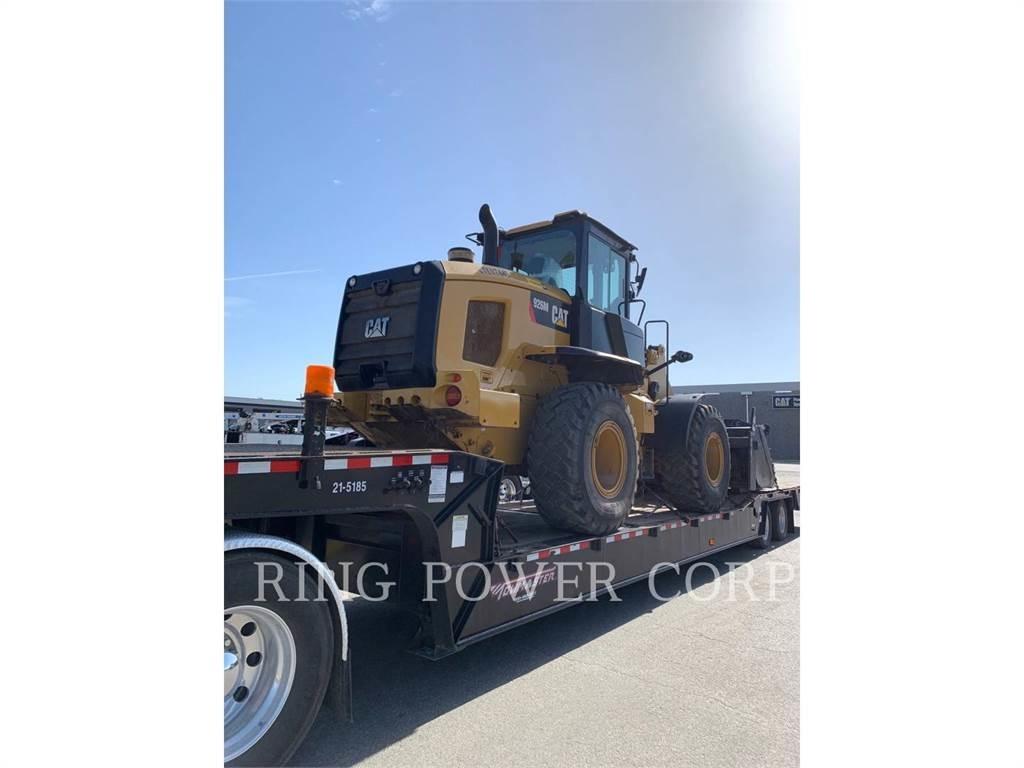 CAT 926MQC3V Kolové nakladače