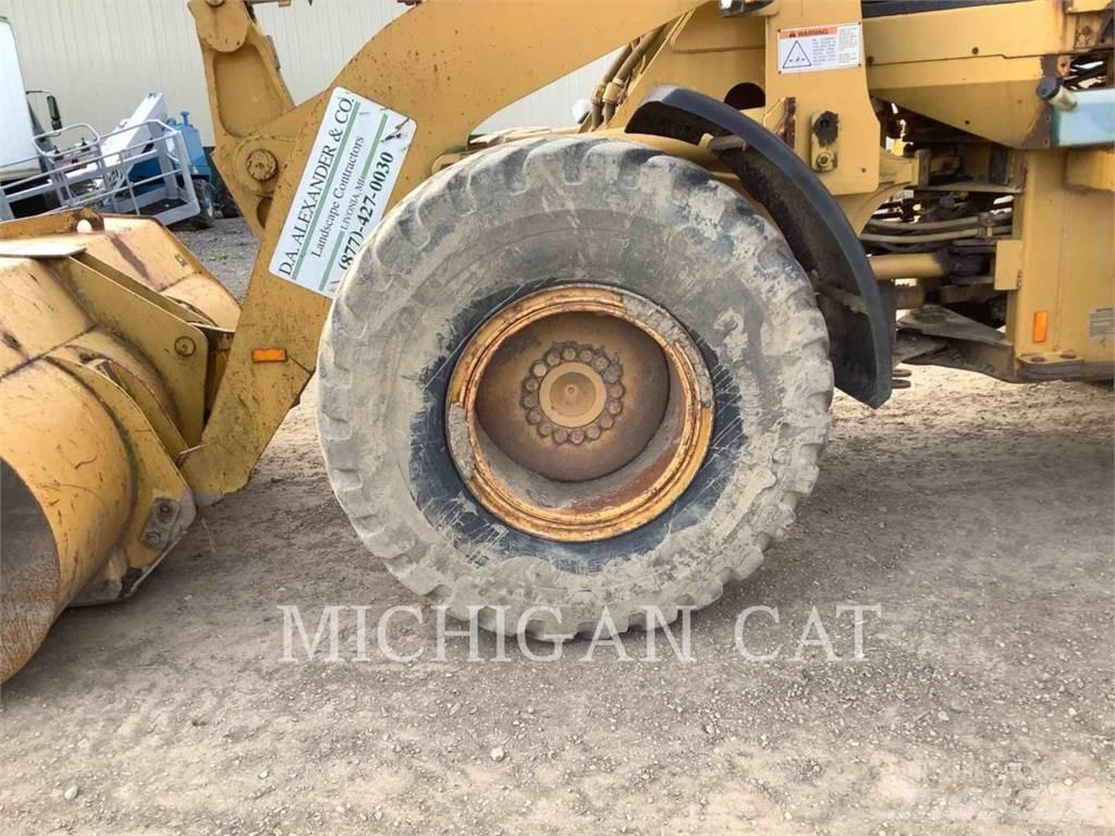CAT 928G Kolové nakladače