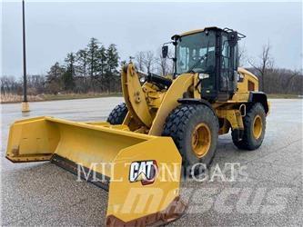 CAT 930M Kolové nakladače